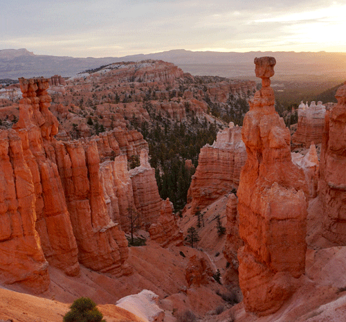 Thors Hammer sunrise in Bryce Canyon