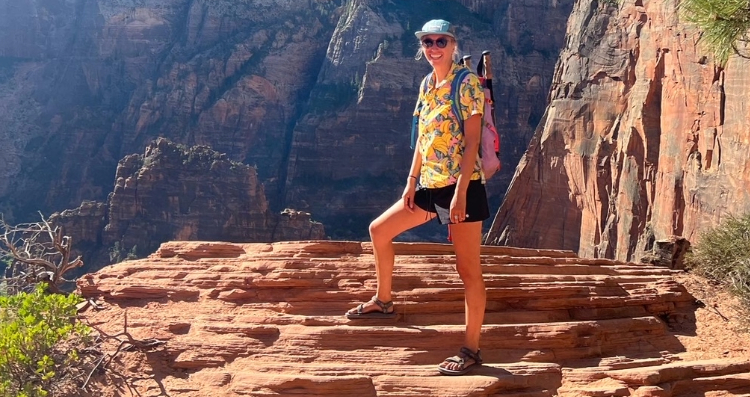 Hannah Guiding in Zion