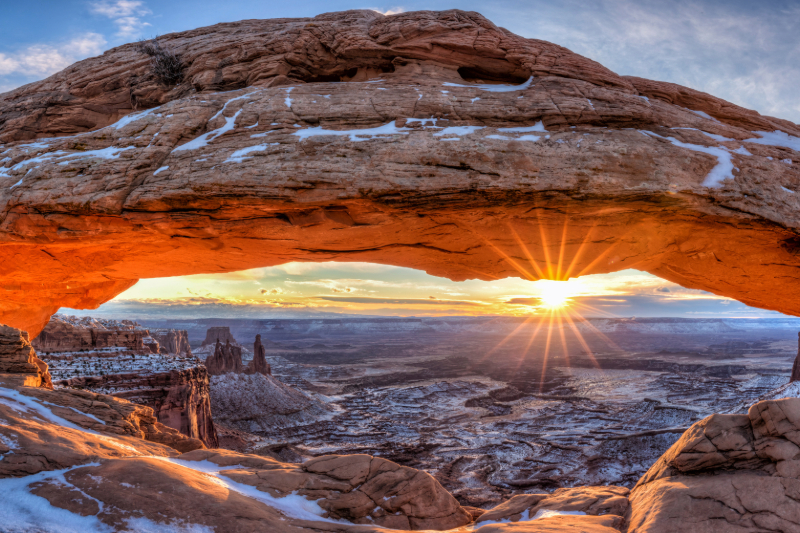 Mesa arch winter