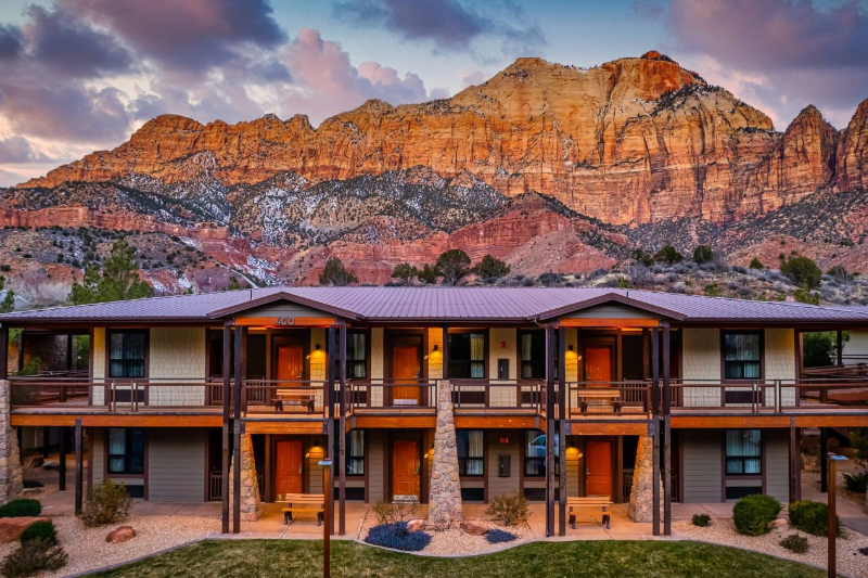 Red cliffs lodge zion portfolio collection