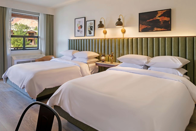 Red cliffs lodge zion room